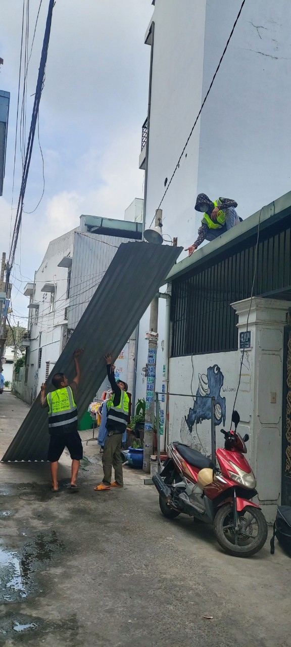 báo giá sửa mái tôn tại Quận 4