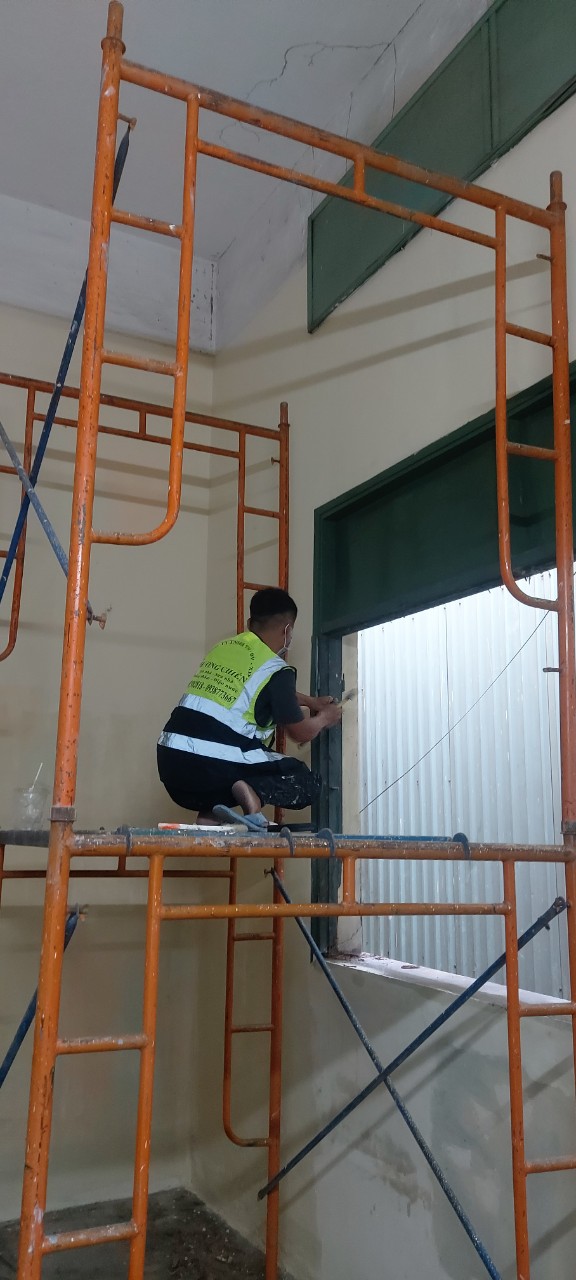 Dịch vụ sửa mái tôn bị dột tại Quận 7