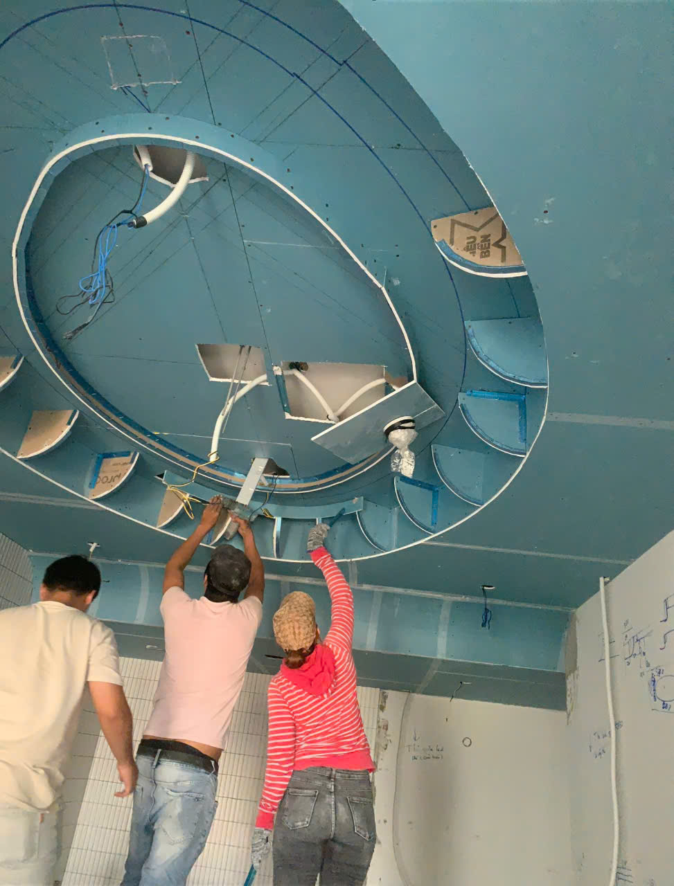 thi công thạch cao Quận 7