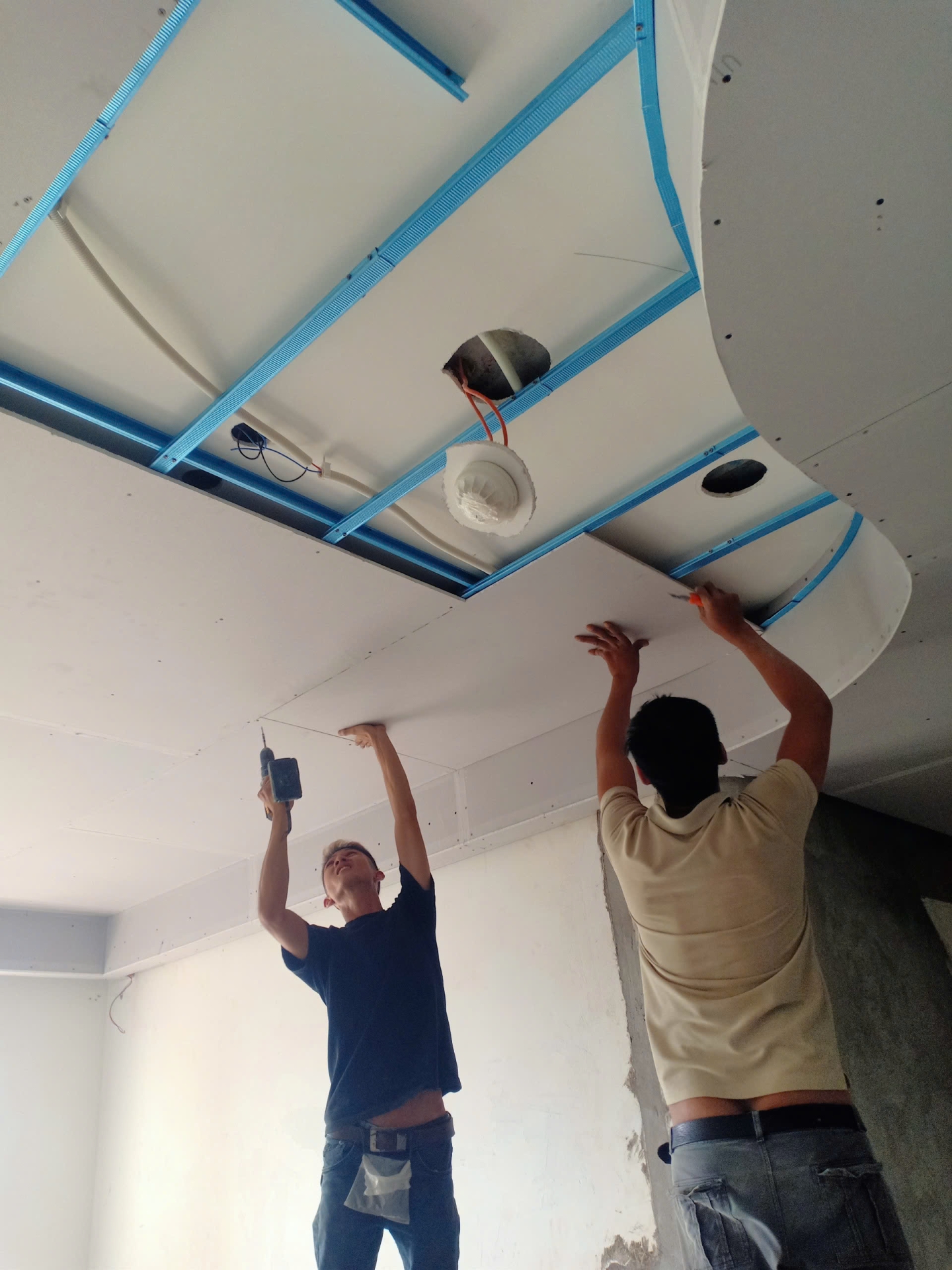 Dịch Vụ Thi Công Thạch Cao Tại Bình Chánh