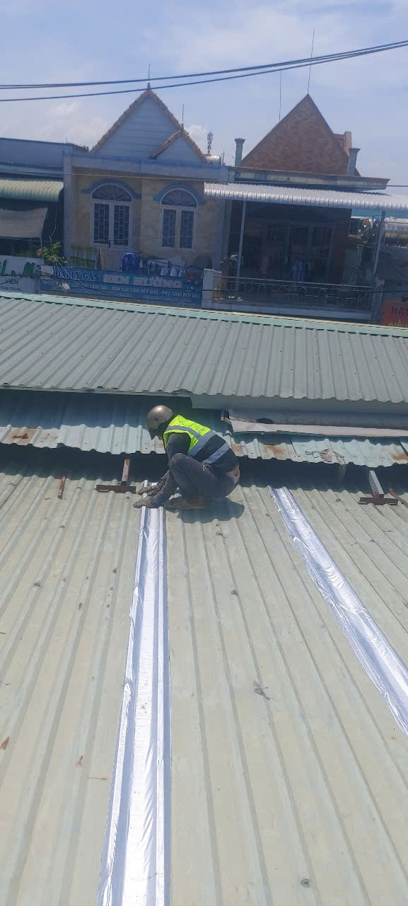 Báo giá sửa mái tôn tại TP.HCM