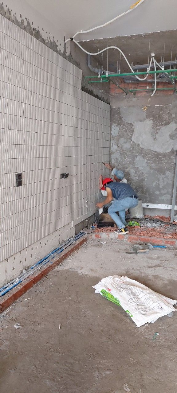 Thợ sơn căn hộ chung cư tại Quận 6