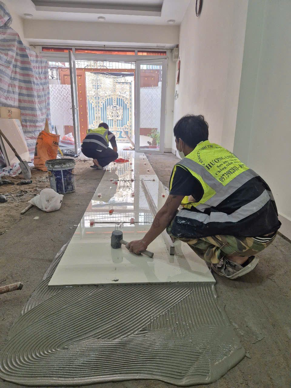 Thợ ốp l&aacute;t gạch tại Củ Chi