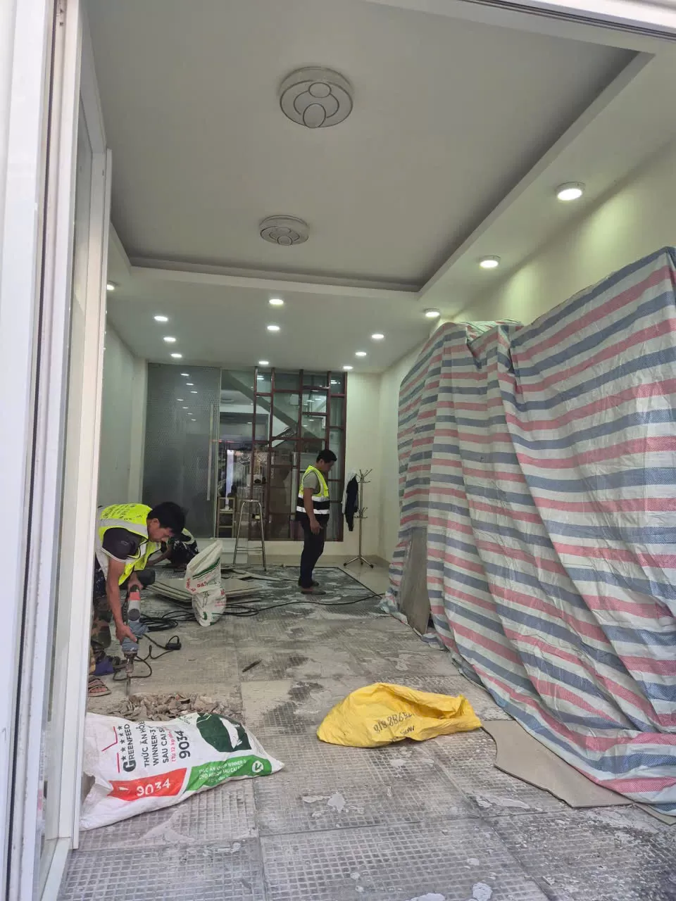 Sửa chữa căn hộ chung cư tại B&igrave;nh Thạnh