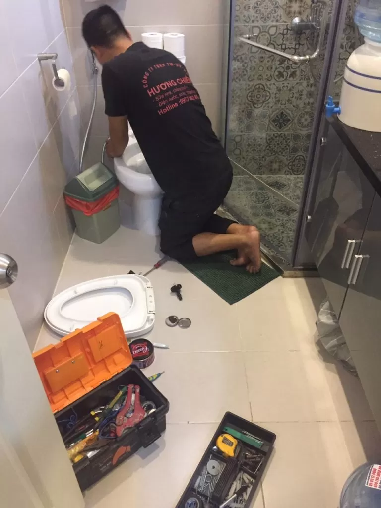 Thợ sửa bồn cầu nhanh ở quận 1 - dịch vụ nhanh, chất lượng