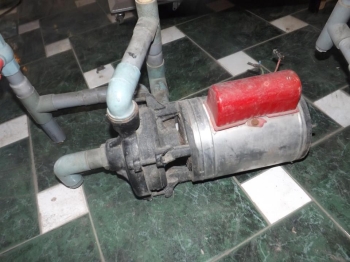 Sửa máy bơm nước quận 7