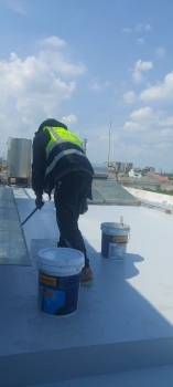 Dịch vụ chống thấm sân thượng tại Quận 3 {Bảo hành 5 năm}
